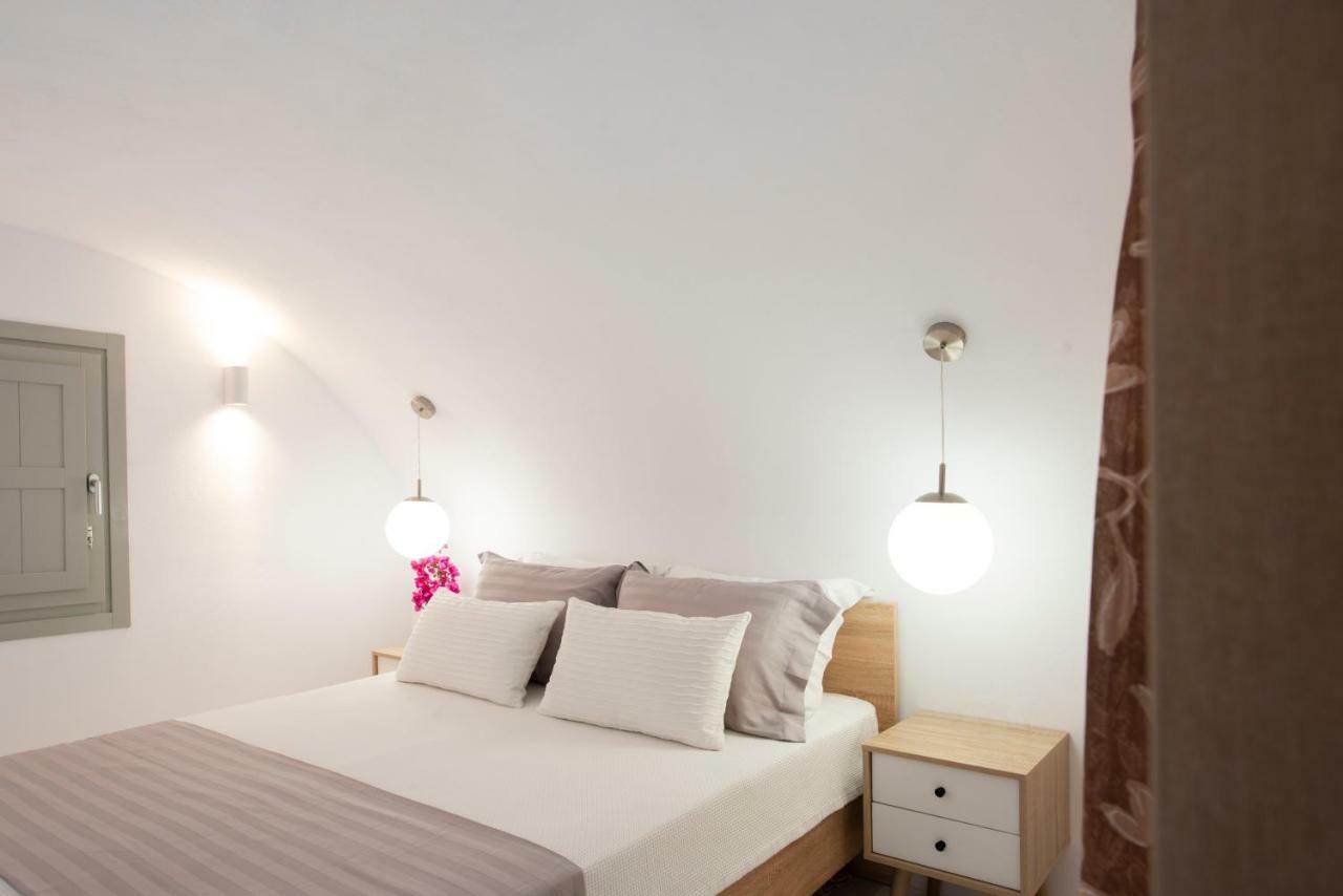 White Orchid Luxury Suites Mesaria Esterno foto