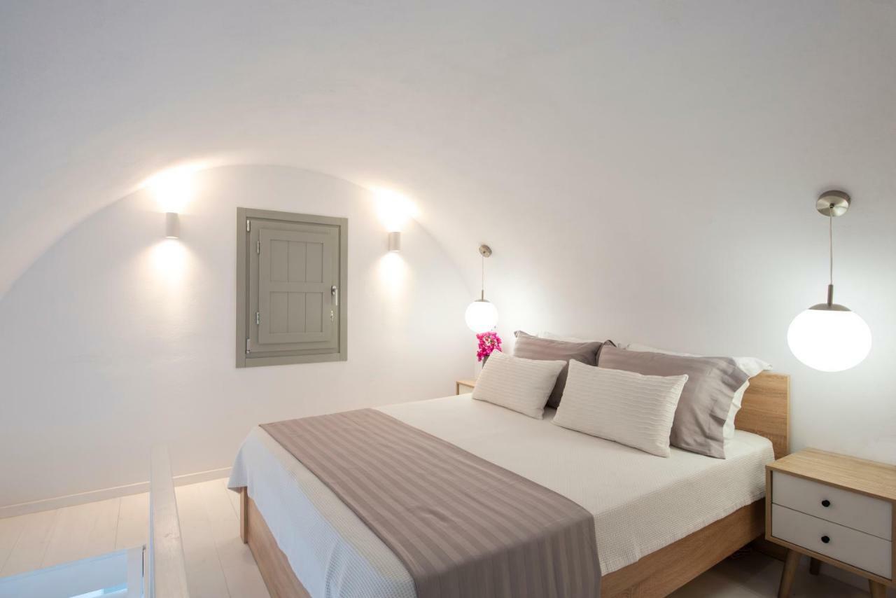 White Orchid Luxury Suites Mesaria Esterno foto