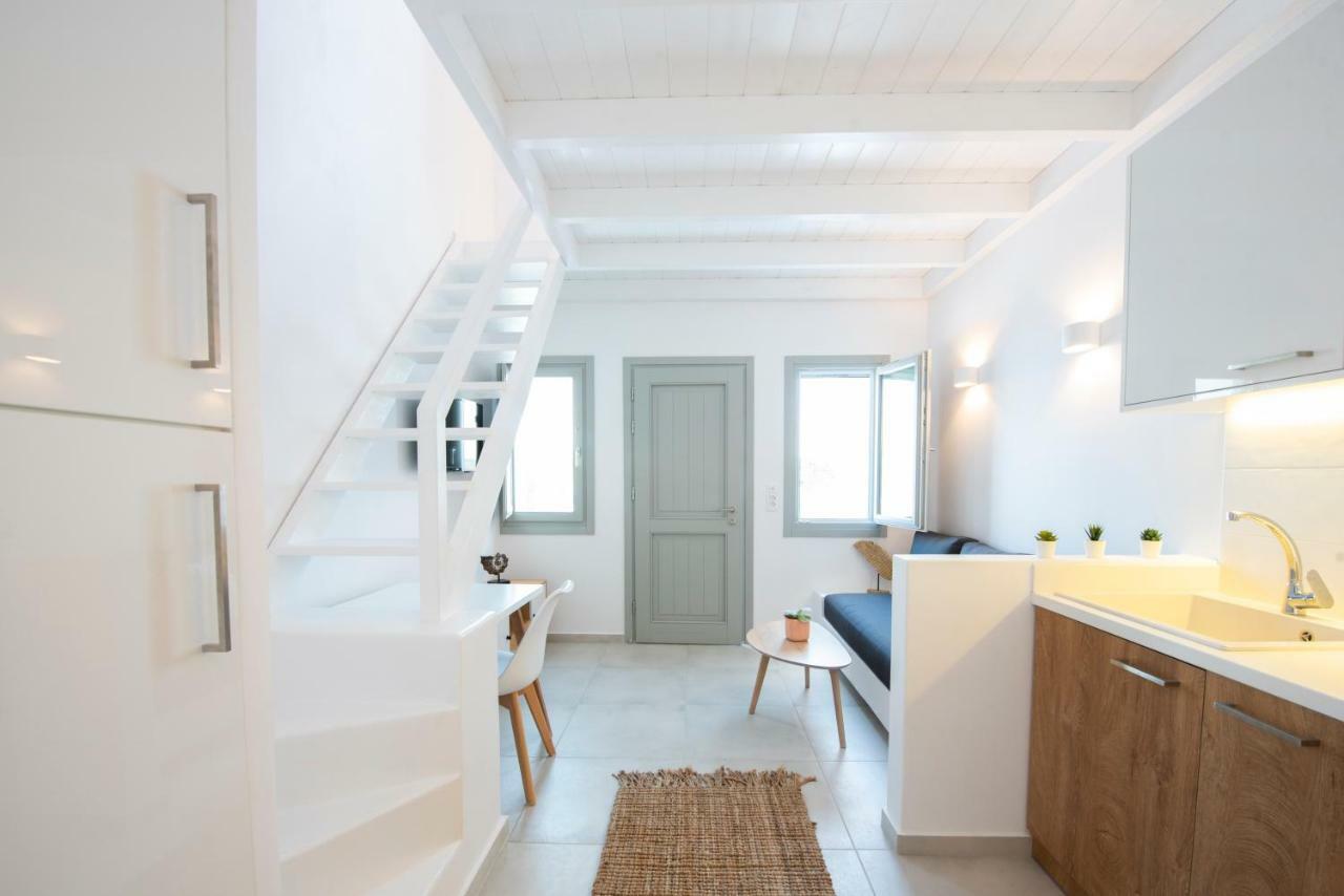 White Orchid Luxury Suites Mesaria Esterno foto