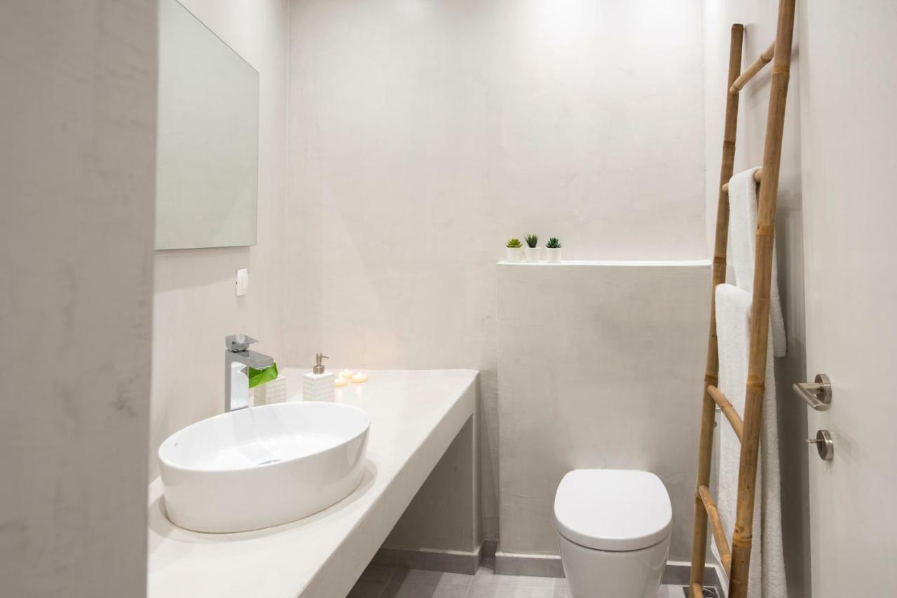 White Orchid Luxury Suites Mesaria Esterno foto